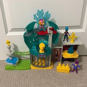 Paw Patrol Mighty Movie Playset - Complete w Mayor Humdinger & Victoria Vance